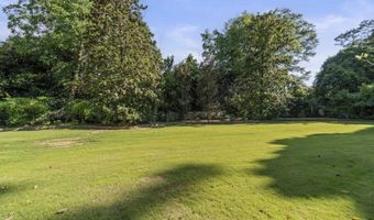 415 Pine St, Camden, SC 29020