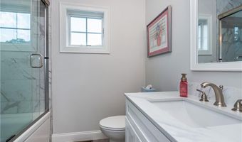 1 Hampton Rd 27, Coventry, RI 02816