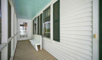 36 CHESTER St, Chester, NH 03036