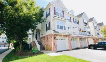 14 ELCO Ct, Bayonne, NJ 07002