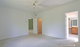 650 Needlegrass Pkwy, Antioch, IL 60002