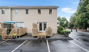 165 Holland St 18, Cranston, RI 02920