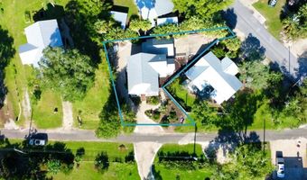 40 Myrtle St, Apalachicola, FL 32320