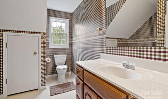 423 Cad Campbell Rd, Bakersville, NC 28705