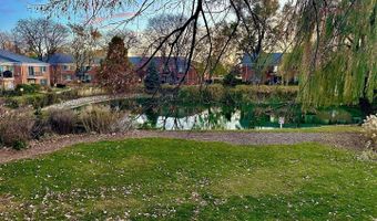 2407 S GOEBBERT Rd G202, Arlington Heights, IL 60005