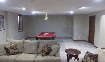 680 N Easton Dr, Angola, IN 46703