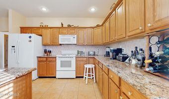 14 Edgewater Path, Barnegat, NJ 08005