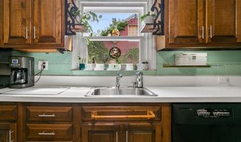 117 W WAYNE Ave, Aldan, PA 19018