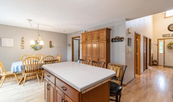 2516 Somerset Dr, Ames, IA 50010
