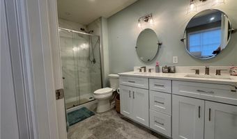 25 Franklin Rd 1, East Greenwich, RI 02818