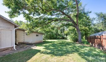 475 Deaverview Rd, Asheville, NC 28806