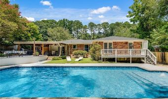 2821 Laurel Ridge Dr, Decatur, GA 30033