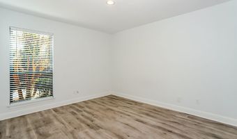 16301 Ledgemont Ln 101, Addison, TX 75001