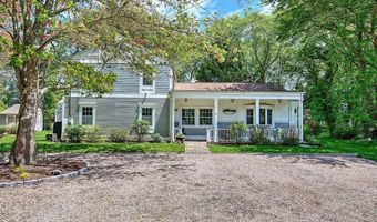 46 Channing Rd, Narragansett, RI 02882