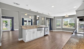 10493 Riviere Vue Dr, Biloxi, MS 39532