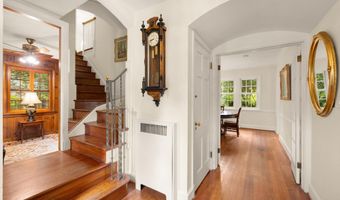 3931 MASSACHUSETTS Ave NW, Washington, DC 20016