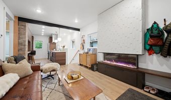 728 S Tracy Ave, Bozeman, MT 59715