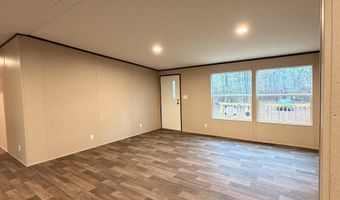 136 Carlton Dr, Batesburg, SC 29006