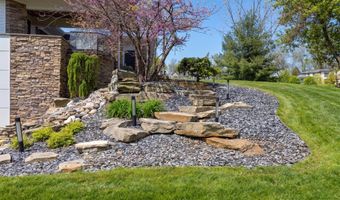 899 Skyevale NE, Ada, MI 49301