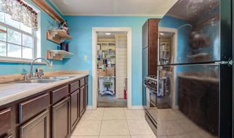 179 Gardenia St, Biloxi, MS 39531