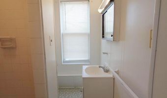 818 WYNNEWOOD Rd 3, Philadelphia, PA 19151