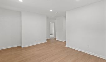 554 COMPASS Rd E, Baltimore, MD 21220