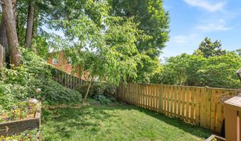 19- A W UHLER Ave, Alexandria, VA 22301
