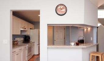 4471 Hillside Ct, Ann Arbor, MI 48105
