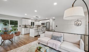 3110 Hilltop Dr, Ann Arbor, MI 48103
