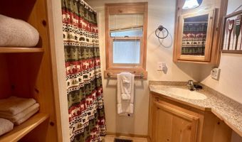 7900 Hyatt Prairie Rd # 20, Ashland, OR 97520