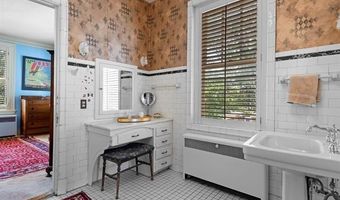 535 E 14th St, Bartlesville, OK 74003