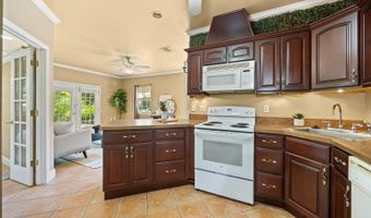 1900 PARK LAKE St, Orlando, FL 32803