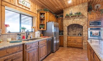 13633 US HIGHWAY 87 S, Adkins, TX 78101