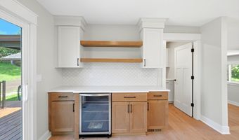 33944 Overton Cir, Adel, IA 50003