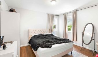 428 Virginia Ave, Staten Island, NY 10305