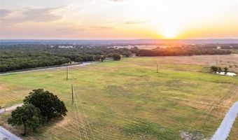 145 County Road 1475, Alvord, TX 76225