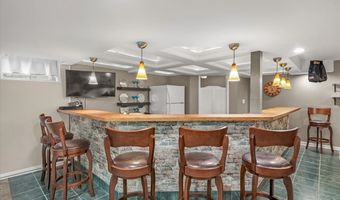 39867 N Harbor Ridge Dr, Antioch, IL 60002