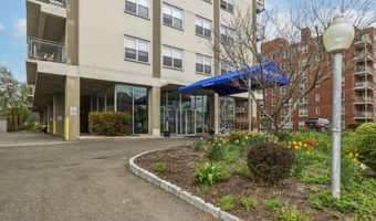 2370 North Ave 4C, Bridgeport, CT 06604