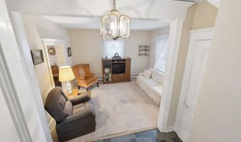 45 Crosby Ave, Albertson, NY 11507