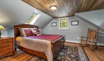 212 Wentworth Rd, Brookfield, NH 03872
