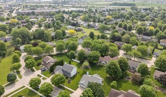 2521 E INGLEWOOD Pl, Appleton, WI 54915