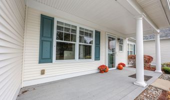 4 Bow Center Rd F2, Bow, NH 03304