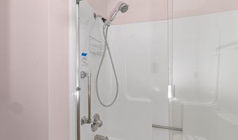 612 Chestnut St, Ashland, OR 97520