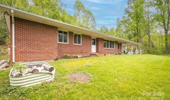 81 Amsoil Dr, Bakersville, NC 28705