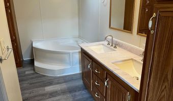 230 N 2nd St 2, Berthoud, CO 80513