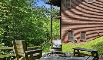 292 N Rhododendron, Almond, NC 28702