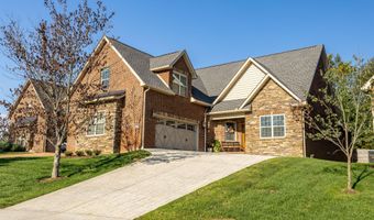 1574 Tsuga Dr, Alcoa, TN 37701
