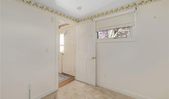 98 Homewood Ave, North Providence, RI 02911
