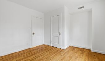 1415 S EDGEWOOD St 458, Arlington, VA 22204