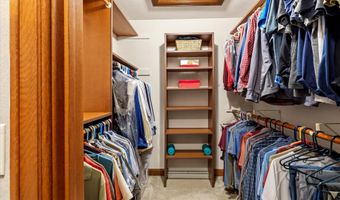 1837 S LEE St, Appleton, WI 54915